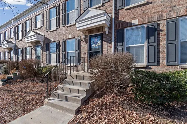 $215,000 | 8154 North Oakley Avenue, Kansas City, MO 64119