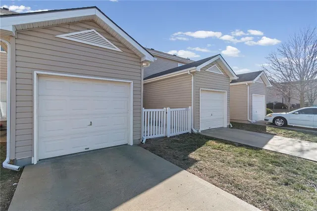 $215,000 | 8154 North Oakley Avenue, Kansas City, MO 64119