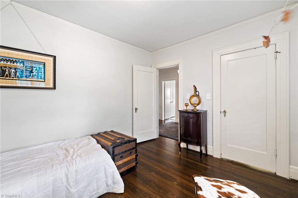 2105 Rolling Road Greensboro, NC 27403 - Photo 29 of 50 2nd bedroom