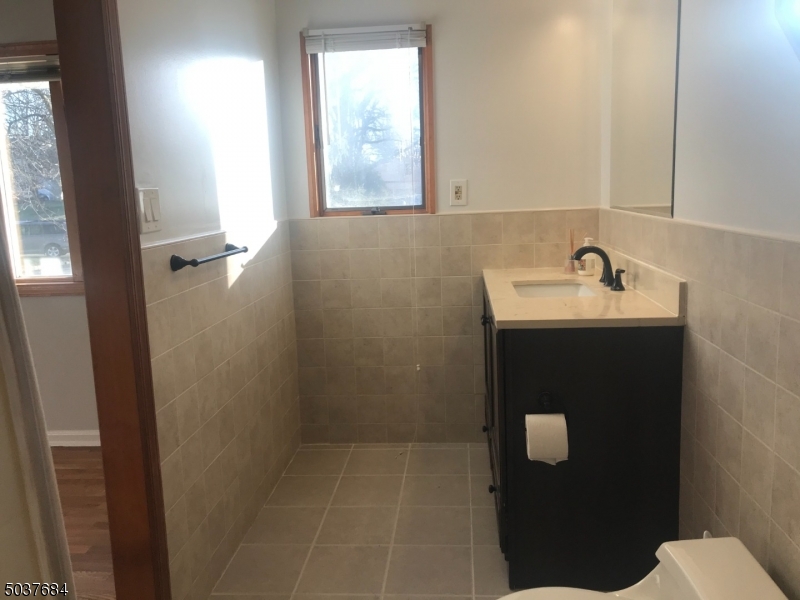 91 Irving Avenue Livingston, NJ 07039 - Photo 10 of 18