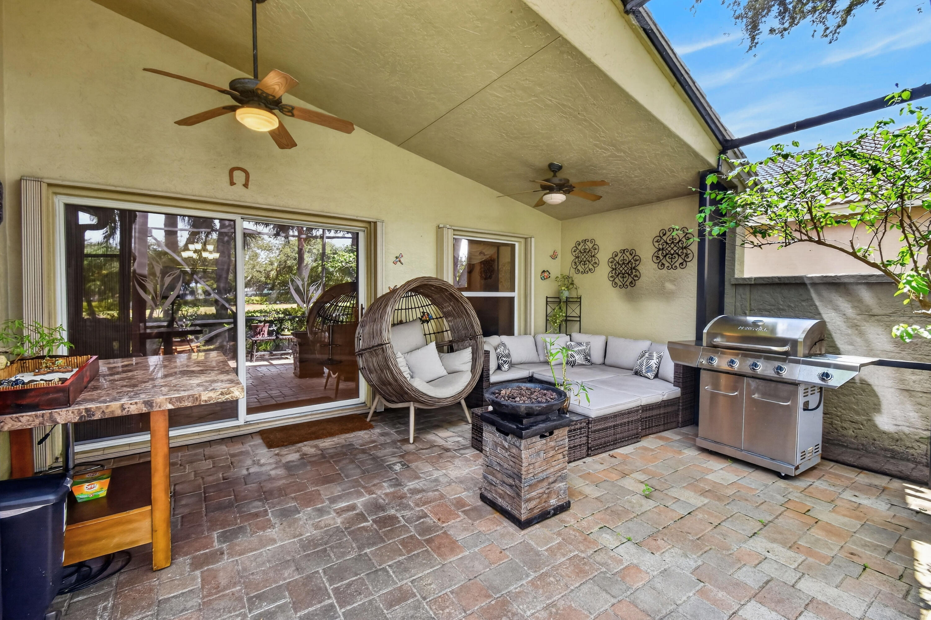 12107 Roma Road Boynton Beach, FL 33436 - Photo 15 of 20 12107RomaRd(32)
