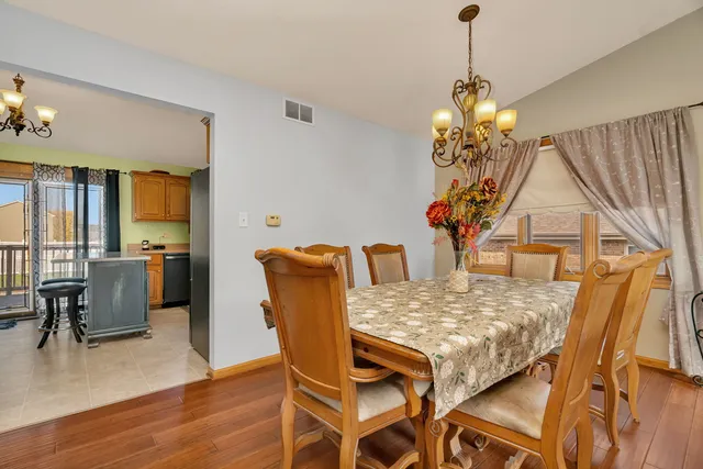 $389,900 | 605 High Grove Drive, Minooka, IL 60447