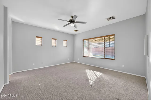 $3,400 | 939 East Sourwood Drive, Gilbert, AZ 85298