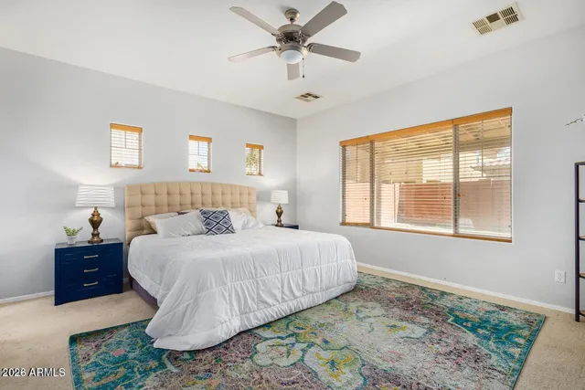 $3,400 | 939 East Sourwood Drive, Gilbert, AZ 85298