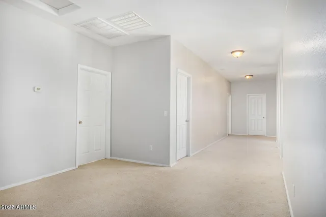 $3,400 | 939 East Sourwood Drive, Gilbert, AZ 85298