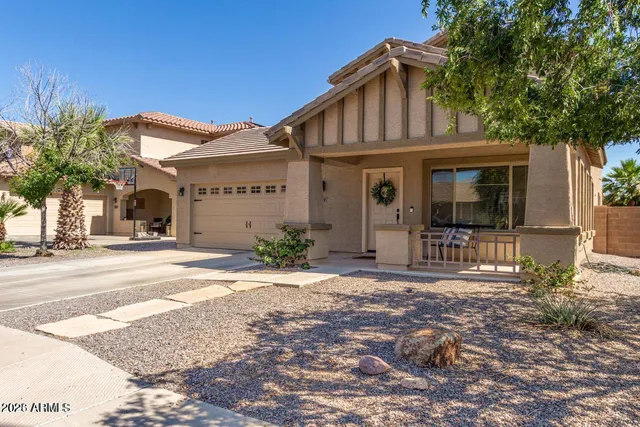 $3,400 | 939 East Sourwood Drive, Gilbert, AZ 85298