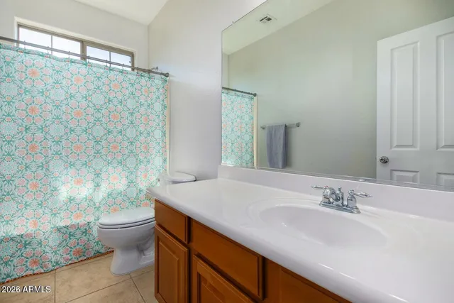 $3,400 | 939 East Sourwood Drive, Gilbert, AZ 85298