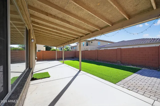 $3,400 | 939 East Sourwood Drive, Gilbert, AZ 85298