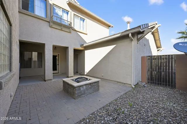 $3,400 | 939 East Sourwood Drive, Gilbert, AZ 85298