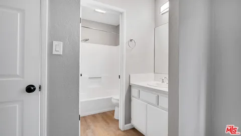 $1,699,000 | 535 Venice Way, Los Angeles, CA 90291