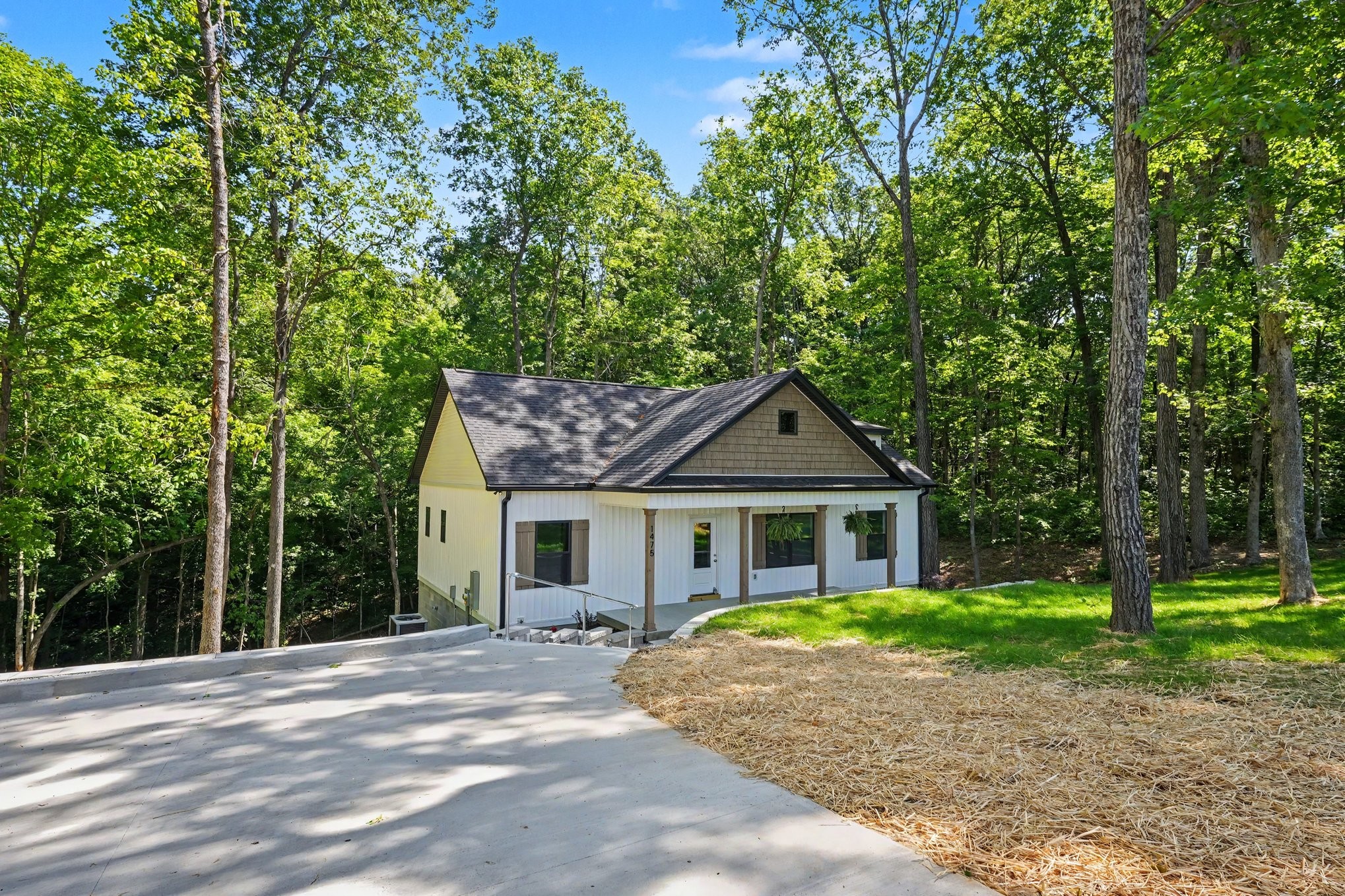 1475 Spann Road Charlotte, TN 37036 - Photo 2 of 24
