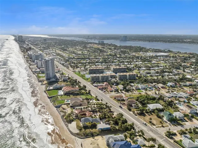 $154,900 | 1441 North Atlantic Avenue, Unit 315, Daytona Beach, FL 32118