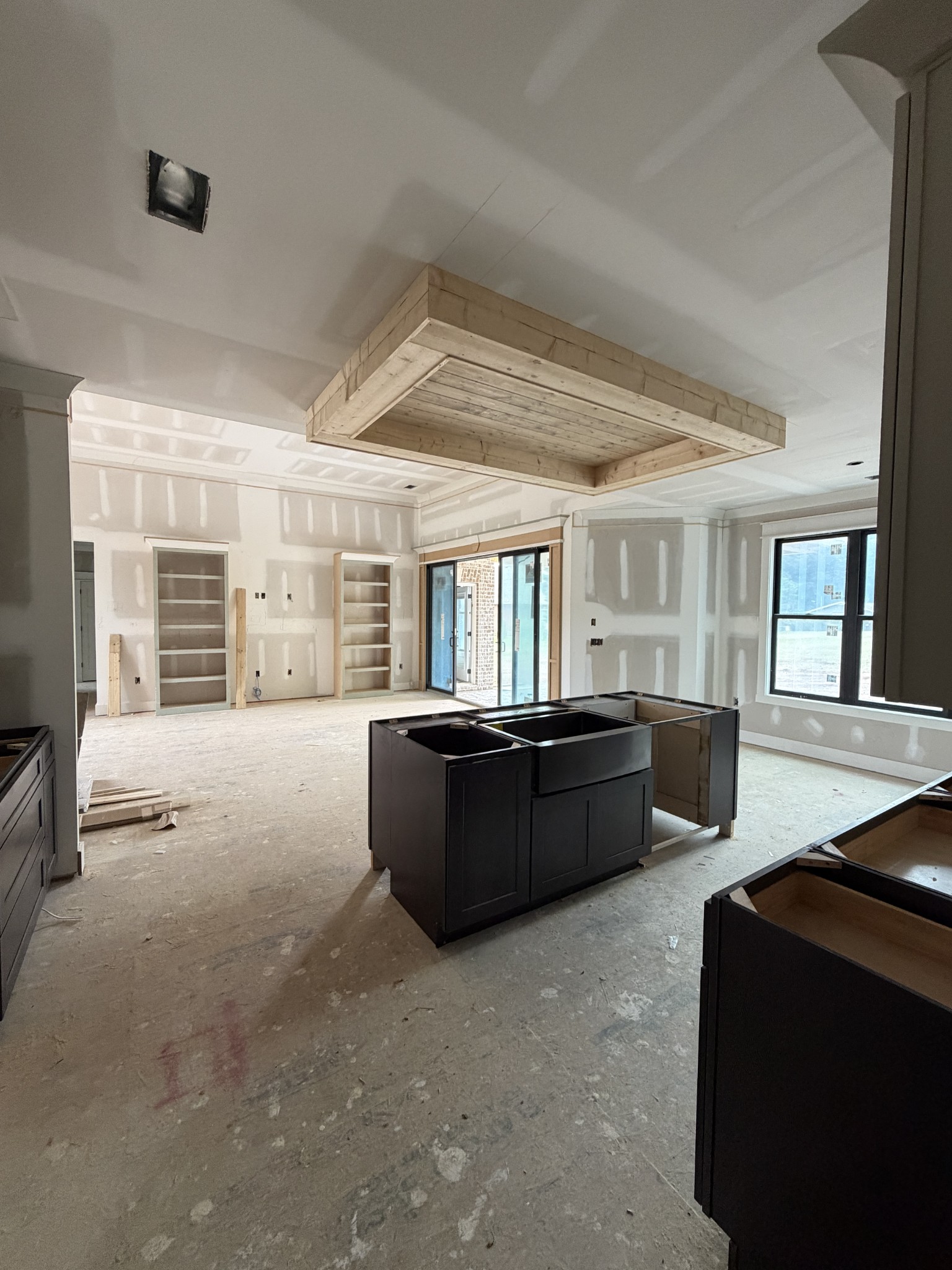 309 Setters Lane Tullahoma, TN 37388 - Photo 3 of 20 a living room with furniture and a window