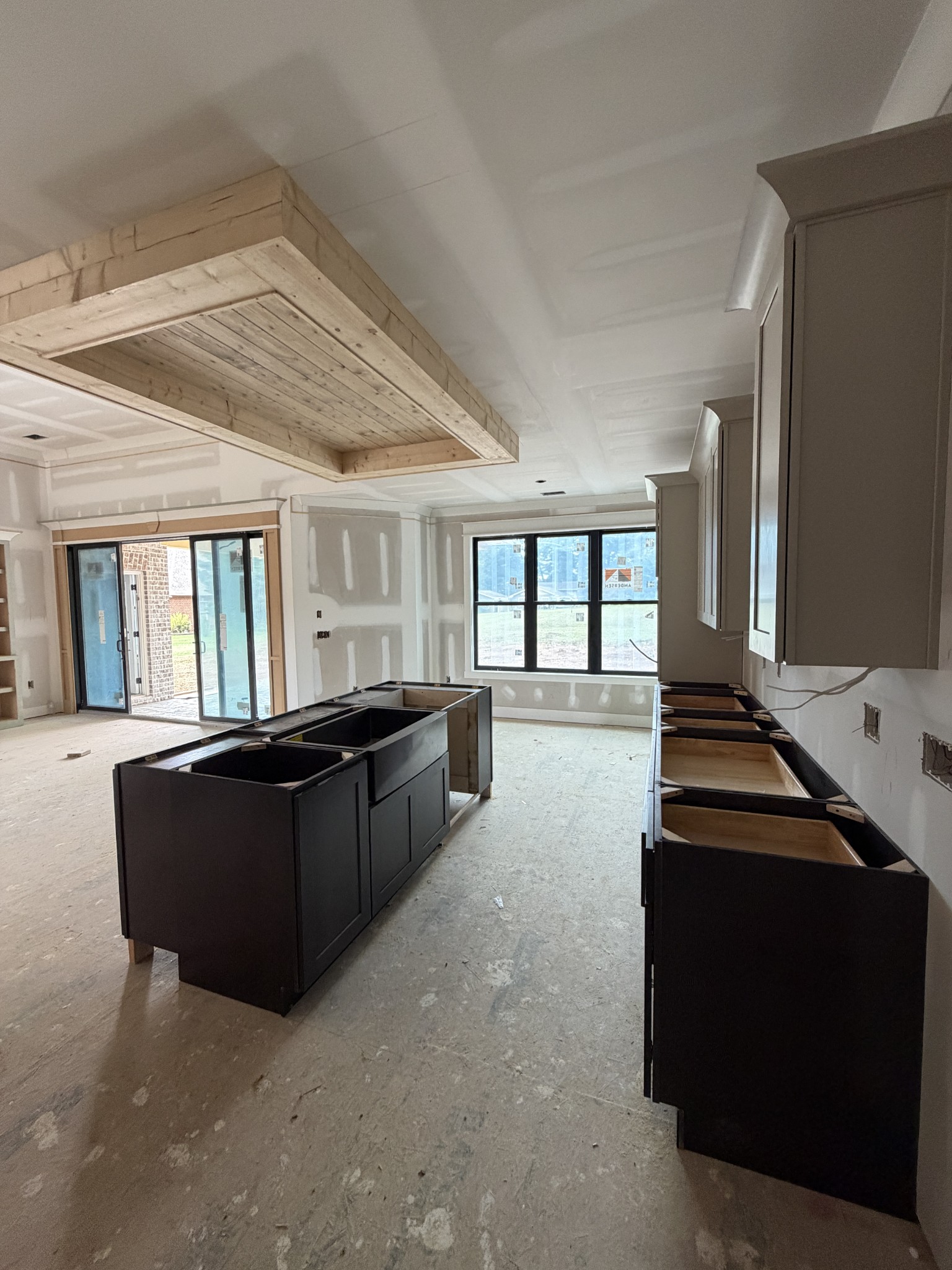 309 Setters Lane Tullahoma, TN 37388 - Photo 4 of 20 a living room with furniture and a fireplace