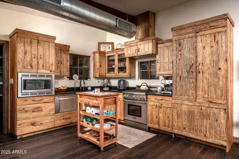 $17,500,000 | 21423 South 147th Street, Gilbert, AZ 85298