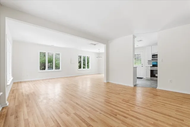 $550,000 | 187 Pleasant Street, Pembroke, MA 02359