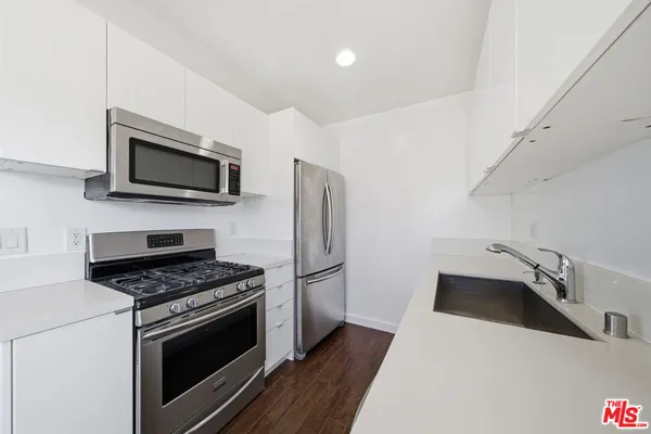 $3,750 | 510 Pacific Avenue, Unit 4, Venice, CA 90291