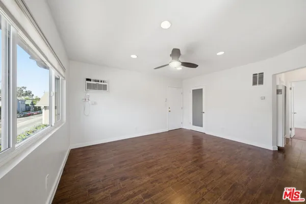 $3,750 | 510 Pacific Avenue, Unit 4, Venice, CA 90291