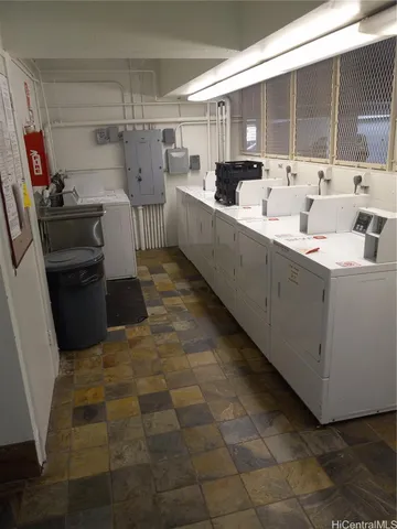 $290,000 | 1516 Ward Avenue, Unit 401, Honolulu, HI 96822