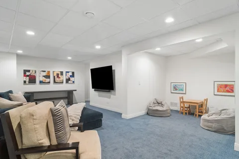 $1,299,000 | 672 Balmoral Court, Lake Forest, IL 60045