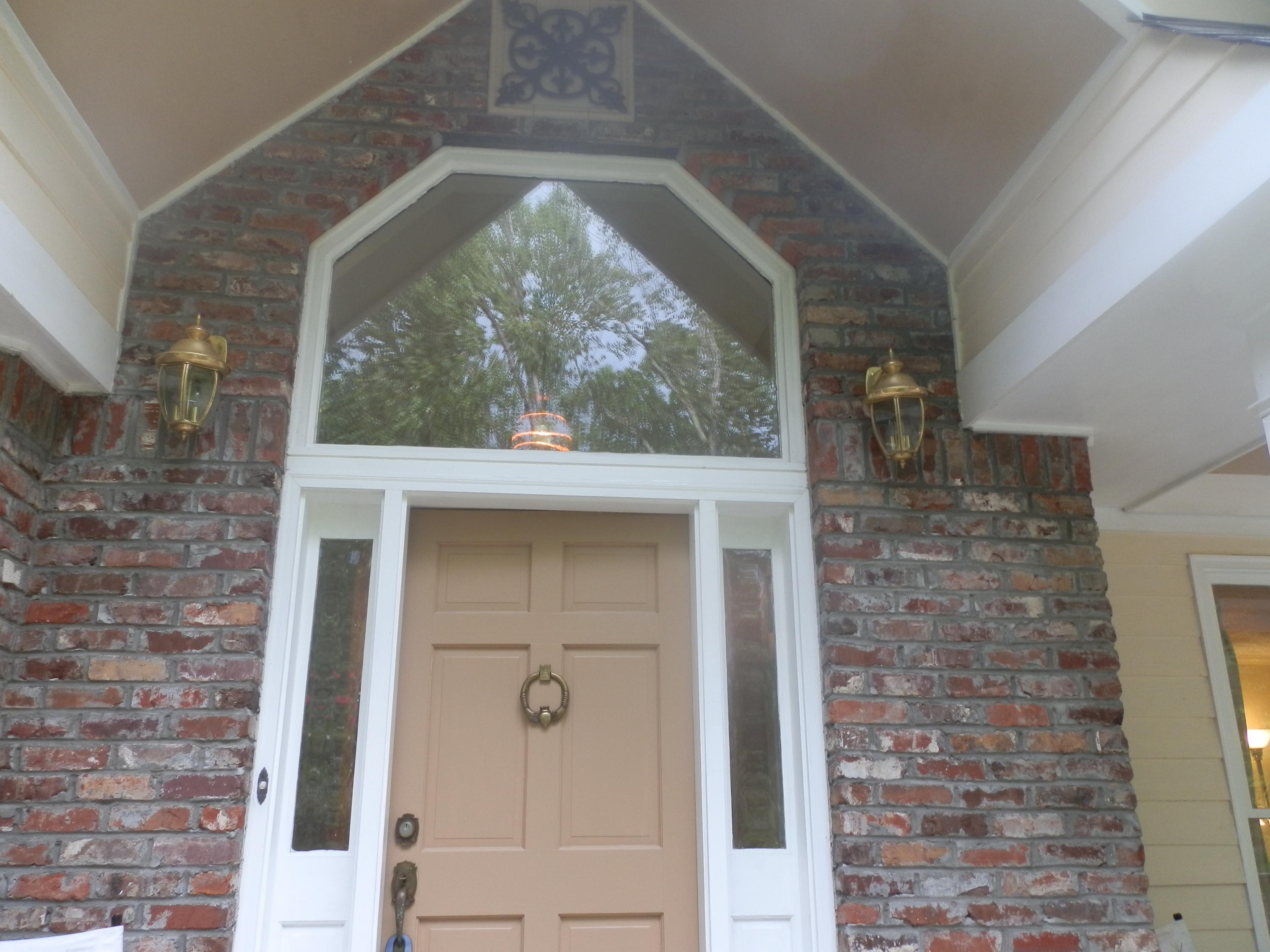 Welcoming front entry