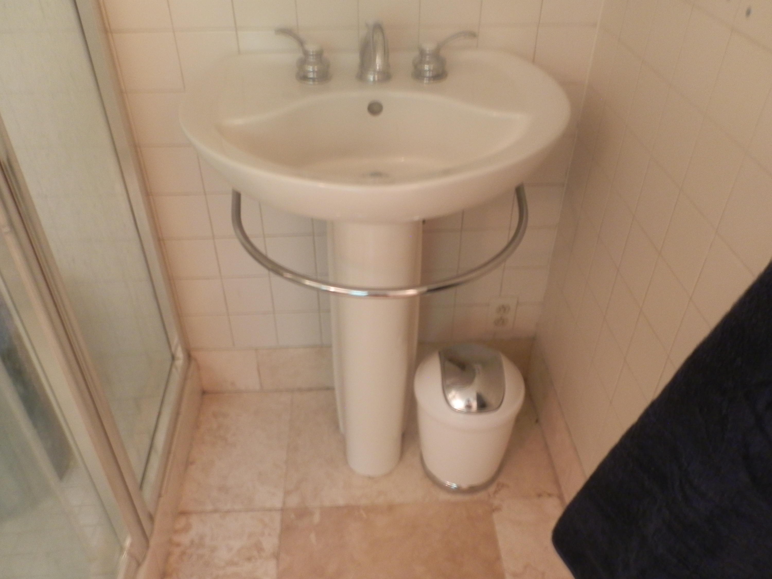 224 Connors Circle Oak Ridge, TN 37830 - Photo 19 of 36 Additional pedestal sink in master bath