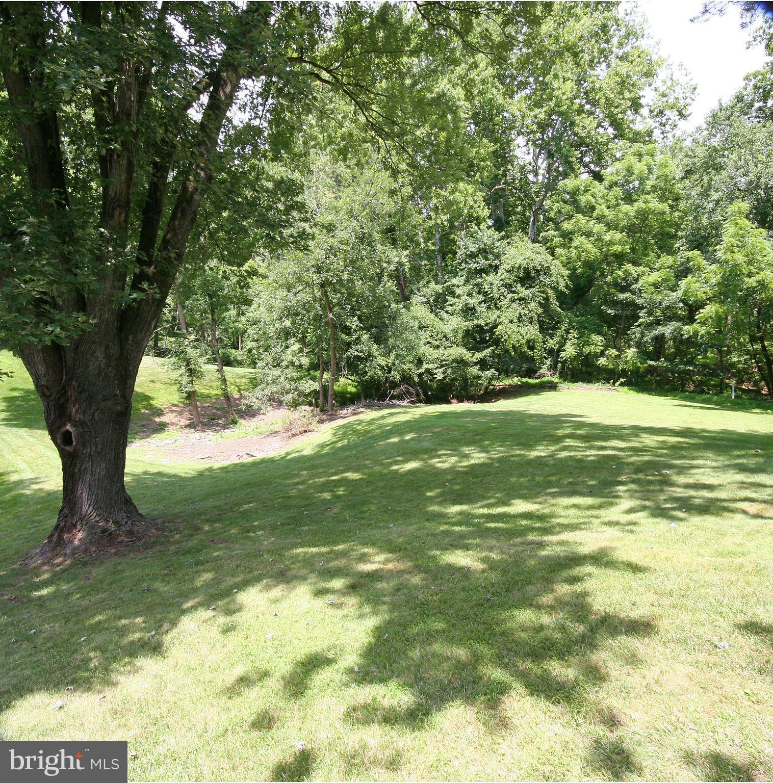8947 Centerway Road Gaithersburg, MD 20879 - Photo 21 of 25 Park- Like Setting