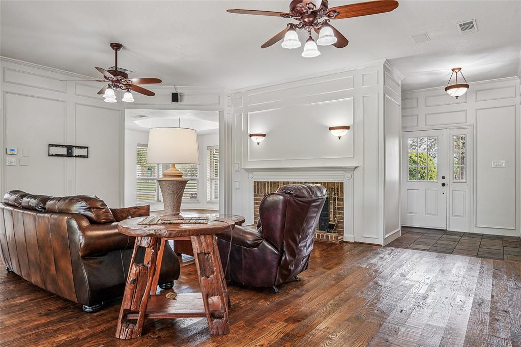 1006 Cochran Road Argyle, TX 76226 - Photo 12 of 40 another view of living area