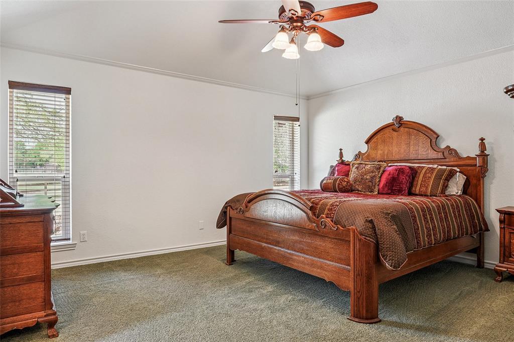 1006 Cochran Road Argyle, TX 76226 - Photo 15 of 40 View with natural lighting