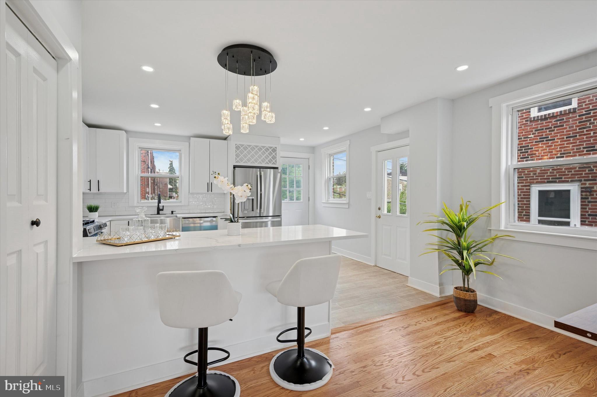 967 Vernon Road Philadelphia, PA 19150 - Photo 3 of 26 Gallery Image 3