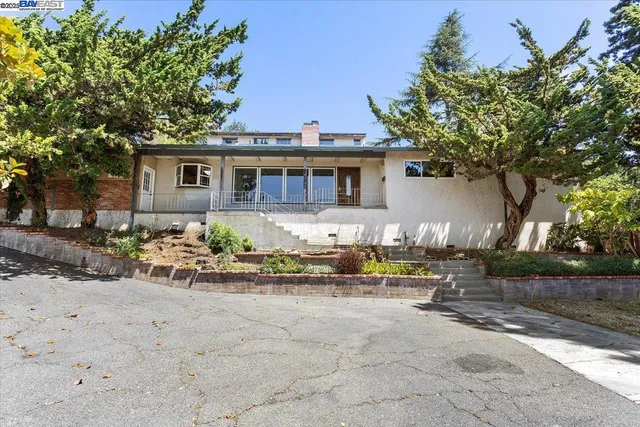 $1,399,000 | 3491 Middleton Avenue, Castro Valley, CA 94546