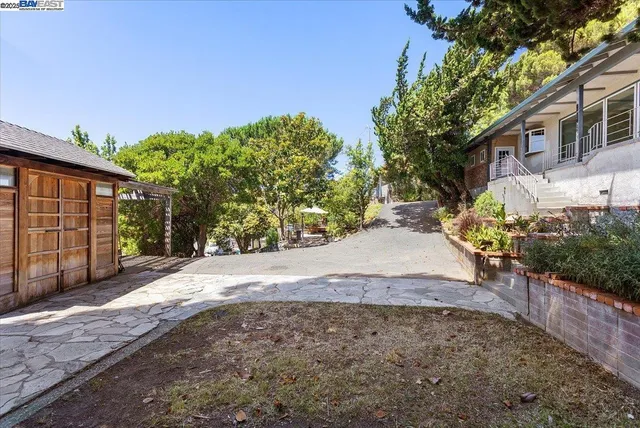 $1,399,000 | 3491 Middleton Avenue, Castro Valley, CA 94546