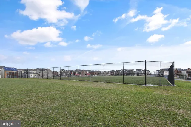 $3,200 | 13950 Estuary Drive, Clarksburg, MD 20871