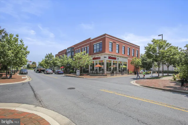 $3,200 | 13950 Estuary Drive, Clarksburg, MD 20871