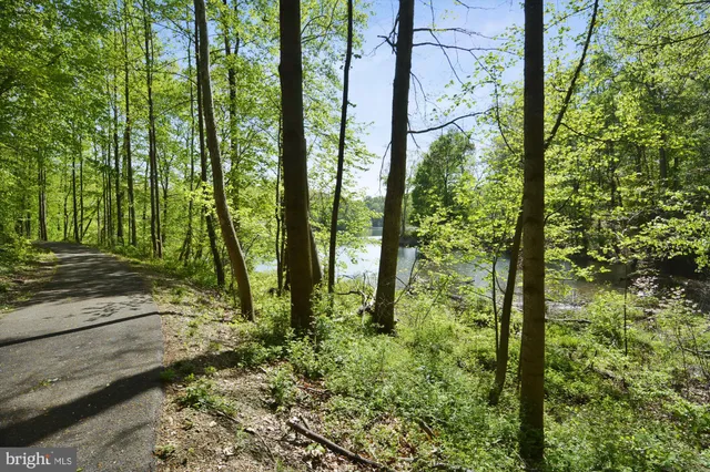 $3,200 | 13950 Estuary Drive, Clarksburg, MD 20871