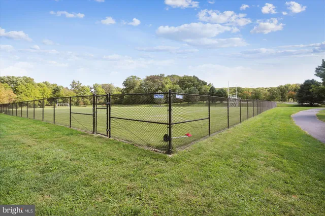 $3,200 | 13950 Estuary Drive, Clarksburg, MD 20871