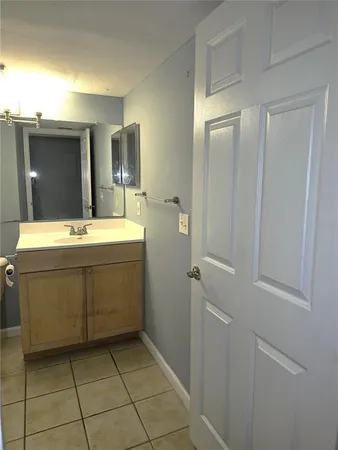 $1,800 | 2500 Winding Creek Boulevard, Unit E205, Clearwater, FL 33761