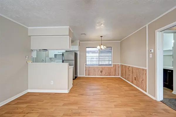 $1,750 | 4739 Parkland Street, Pasadena, TX 77504