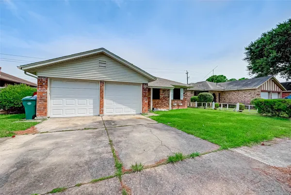 $1,750 | 4739 Parkland Street, Pasadena, TX 77504