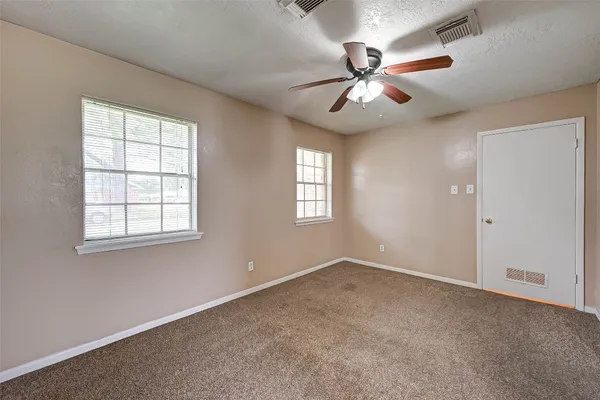 $1,750 | 4739 Parkland Street, Pasadena, TX 77504