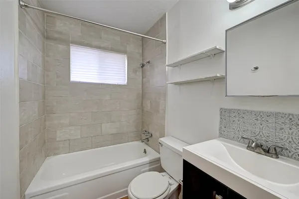 $1,750 | 4739 Parkland Street, Pasadena, TX 77504