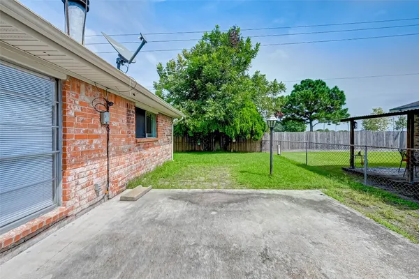 $1,750 | 4739 Parkland Street, Pasadena, TX 77504