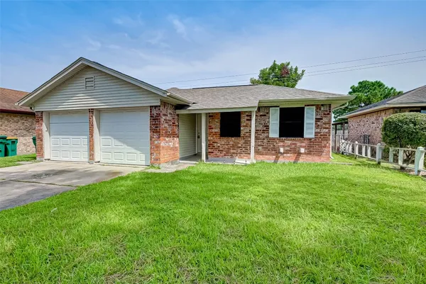 $1,750 | 4739 Parkland Street, Pasadena, TX 77504