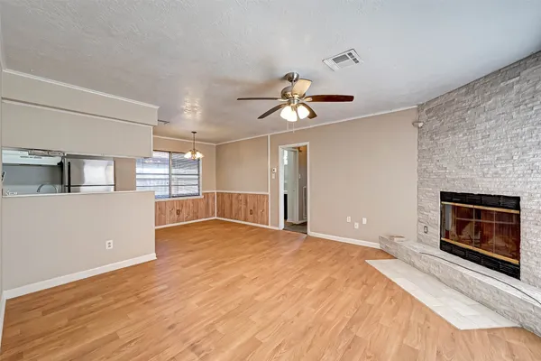 $1,750 | 4739 Parkland Street, Pasadena, TX 77504