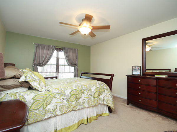 592 Yorkshire Lane Pingree Grove, IL 60140 - Photo 16 of 23