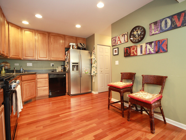 592 Yorkshire Lane Pingree Grove, IL 60140 - Photo 8 of 23