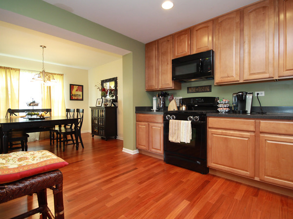 592 Yorkshire Lane Pingree Grove, IL 60140 - Photo 9 of 23