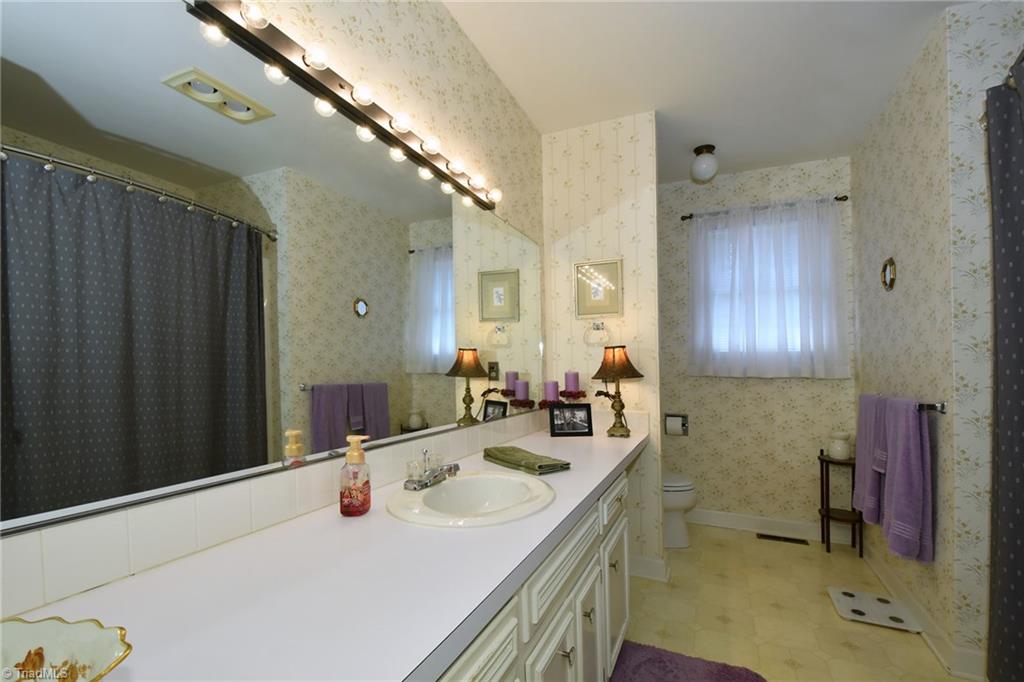 566 Drumheller Road Clemmons, NC 27012 - Photo 15 of 30 Gallery Image 15
