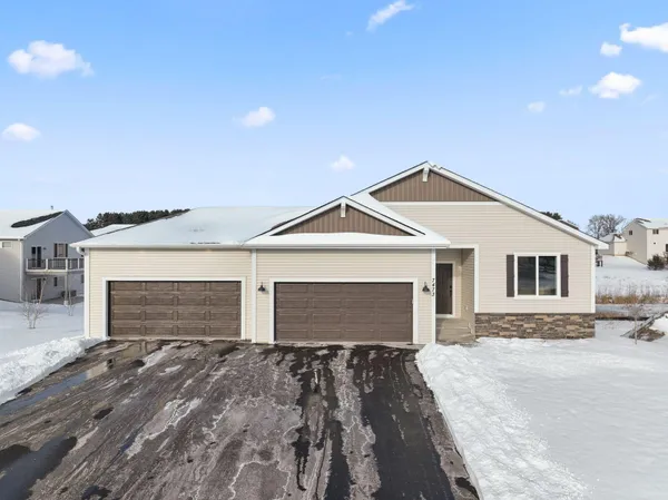 $489,900 | 7473 170th Avenue Northwest, Ramsey, MN 55303