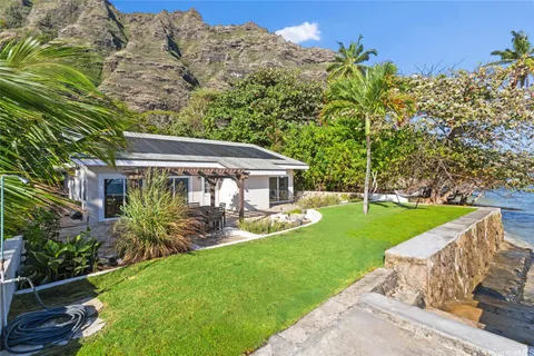 $2,650,000 | 49-797 Kamehameha Highway, Kaaawa, HI 96730